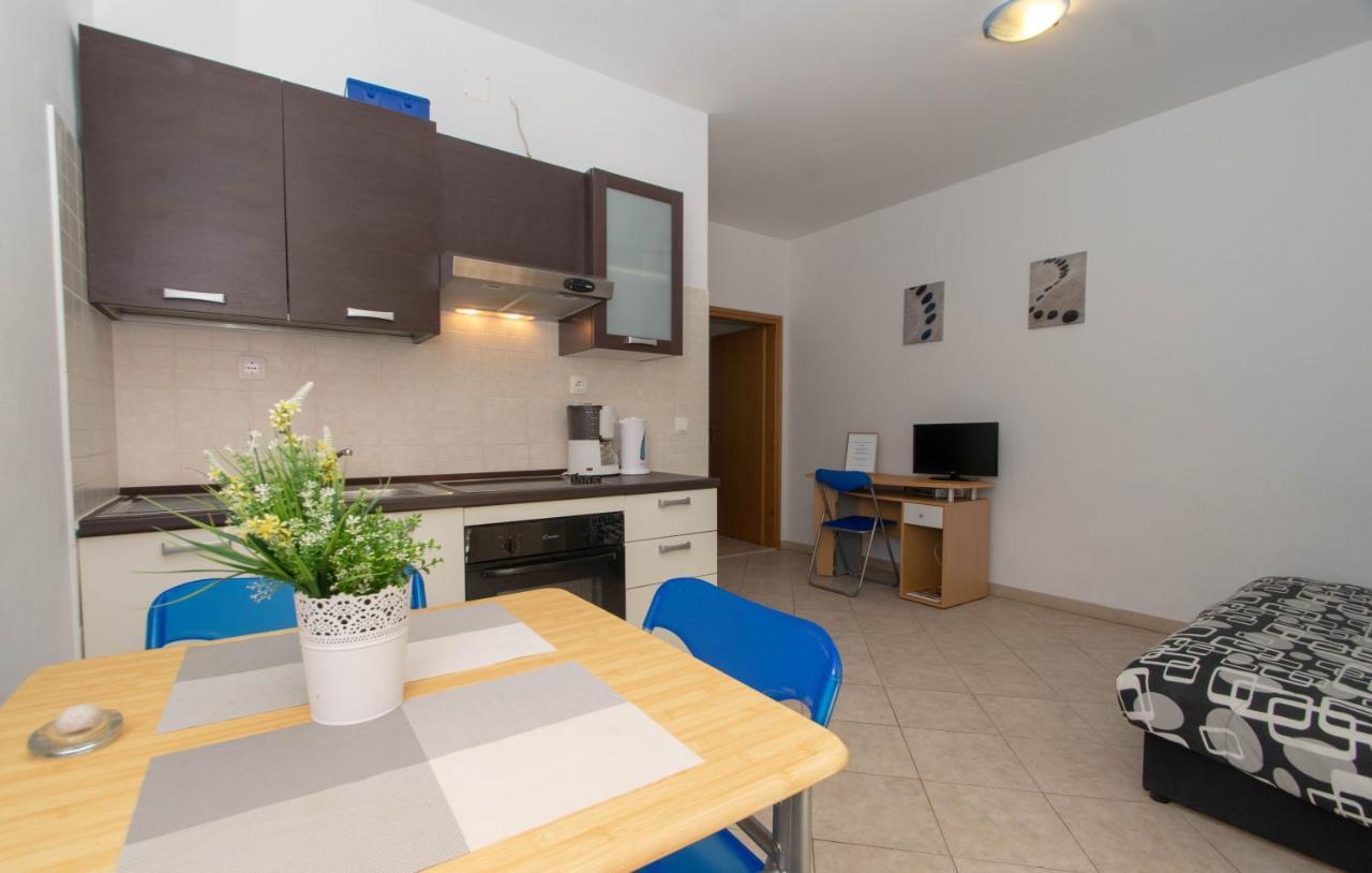 Apartments Valeria Zrnovo Exterior foto